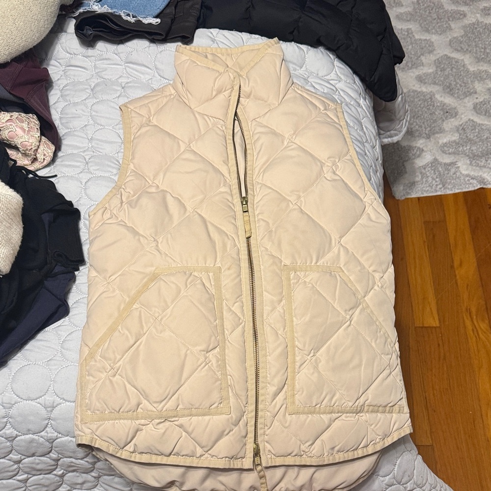 J. Crew Women's Quilted Vest - Beige